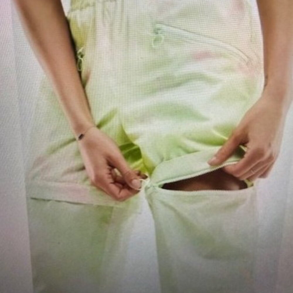 Fabletics Kalani MED windbreaker convertible nylon track pants to shorts mint